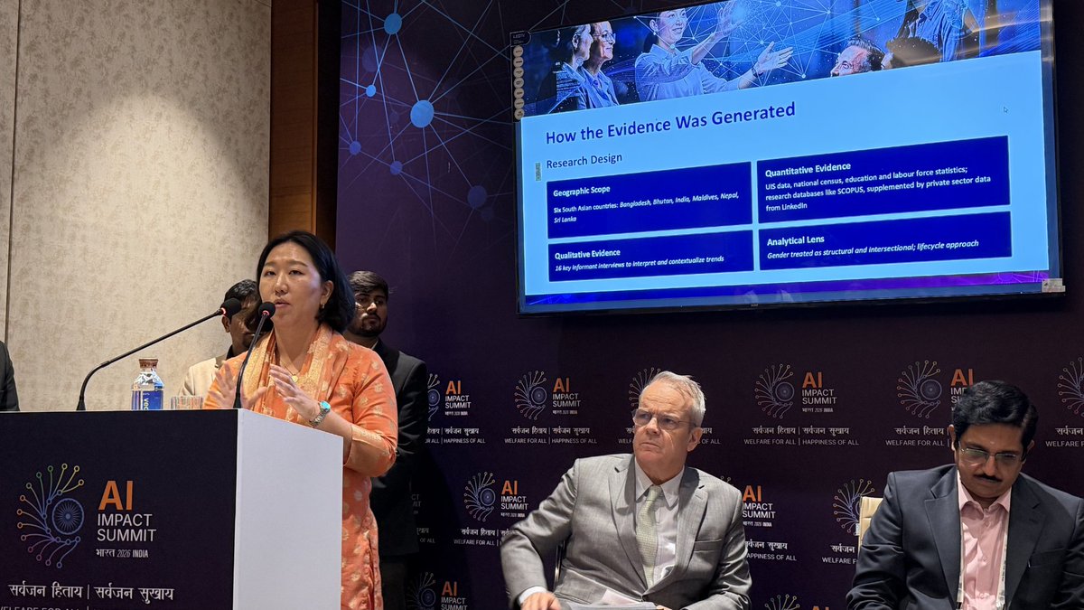 The Quantum Hub tweet media