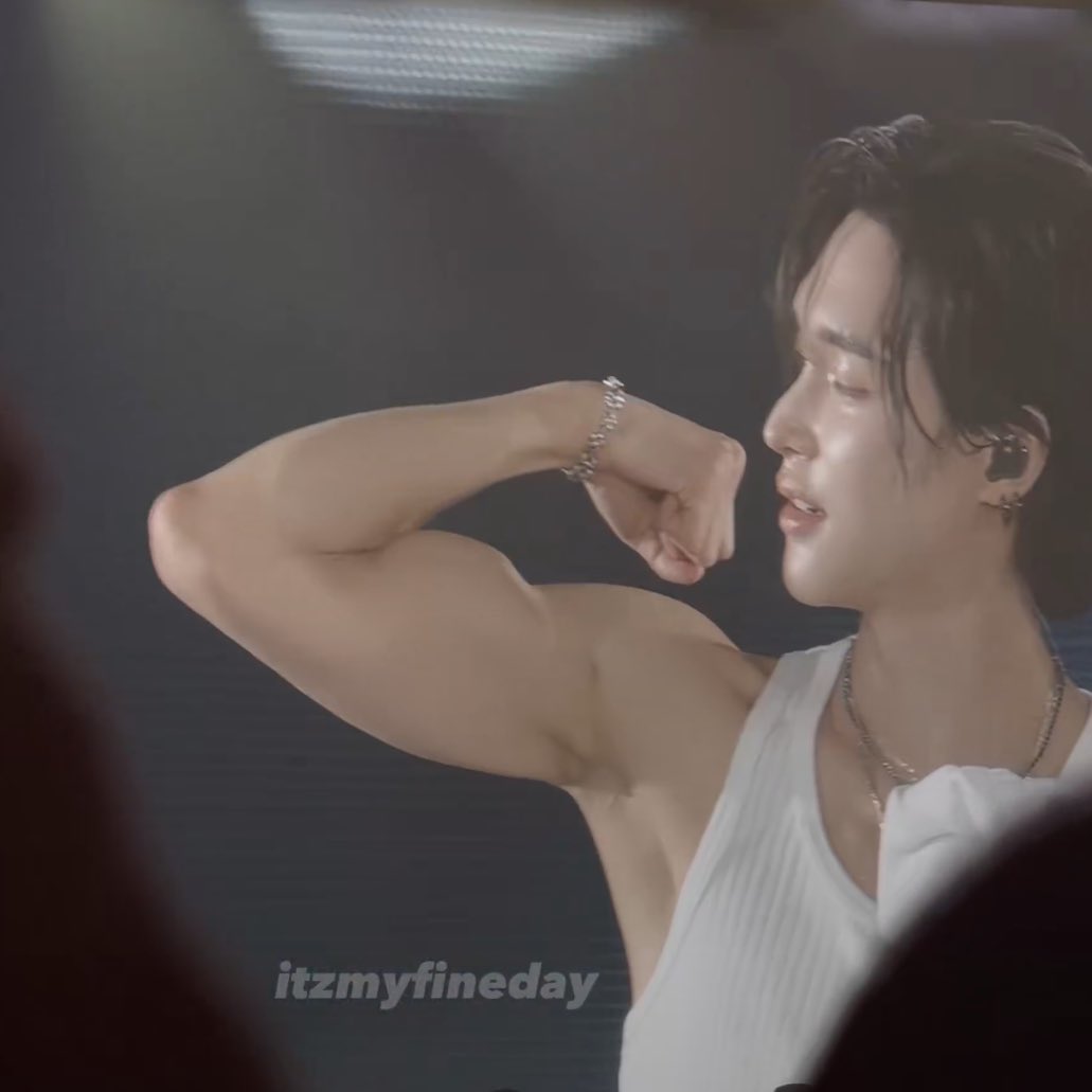 อ้ายเชี้ ยยยยยย 
ท่านเสด็จกลับมาอีกแล้ว ㅠㅠㅠㅠㅠㅠㅠ 🧎‍♀️🧎‍♀️🧎‍♀️🧎‍♀️🧎‍♀️🧎‍♀️🧎‍♀️🧎‍♀️🧎‍♀️🧎‍♀️🧎‍♀️🧎‍♀️