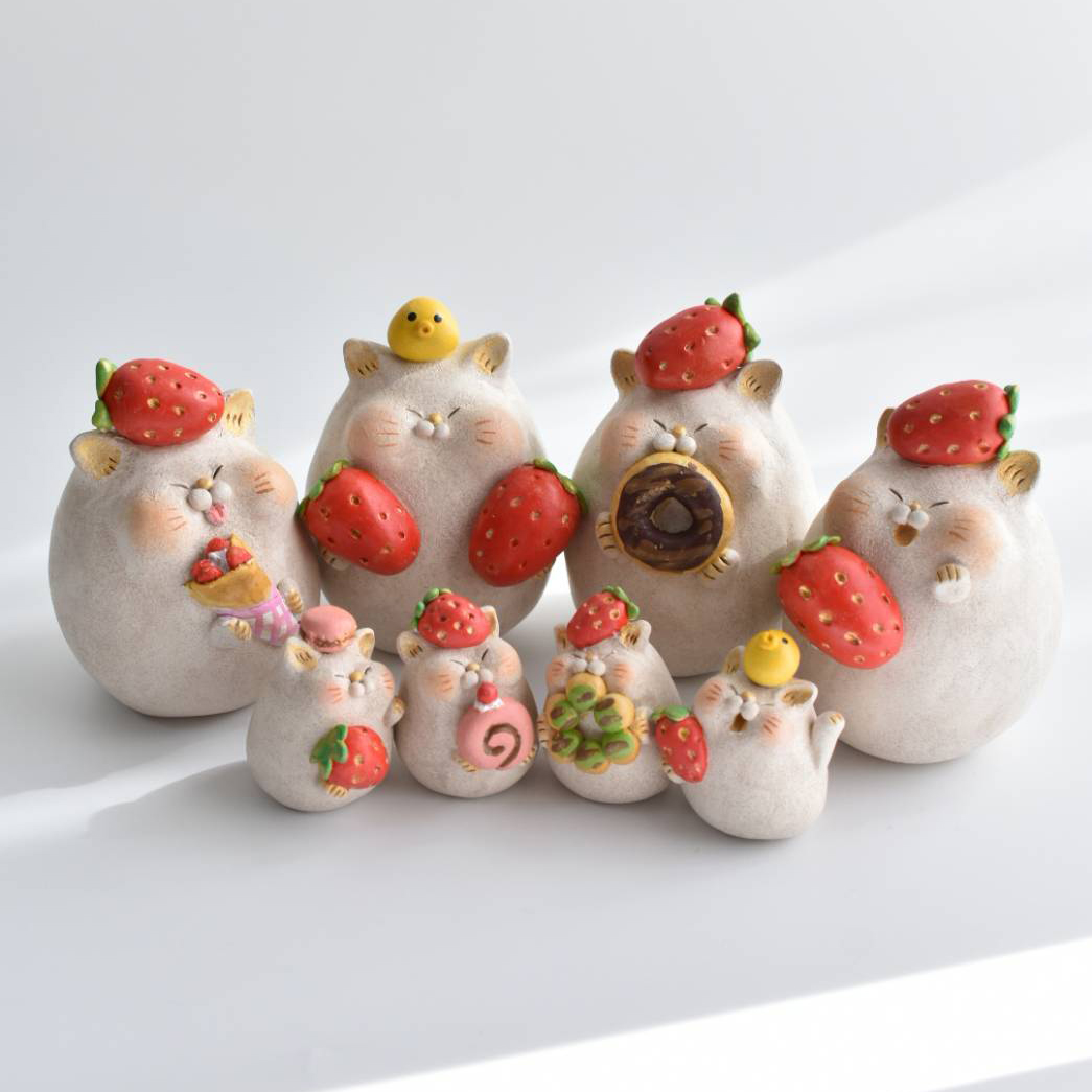 苺まつり🍓✨ 毎年この時期になると作りたくなるいちご猫ちゃん達