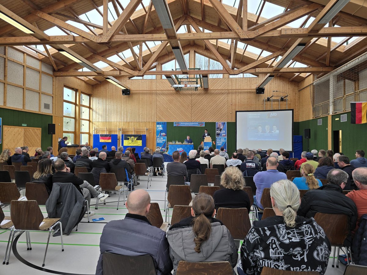 MalteKaufmann's tweet image. Gut besuchter #AfD-Bürgerdialog gestern in #Giengen (Landkreis #Heidenheim). Ich habe dort den Direktkandidaten für den Landttag, Dr. Jürgen Müller unterstützt. Viel Erfolg bei den Wahlen in zwei Wochen!