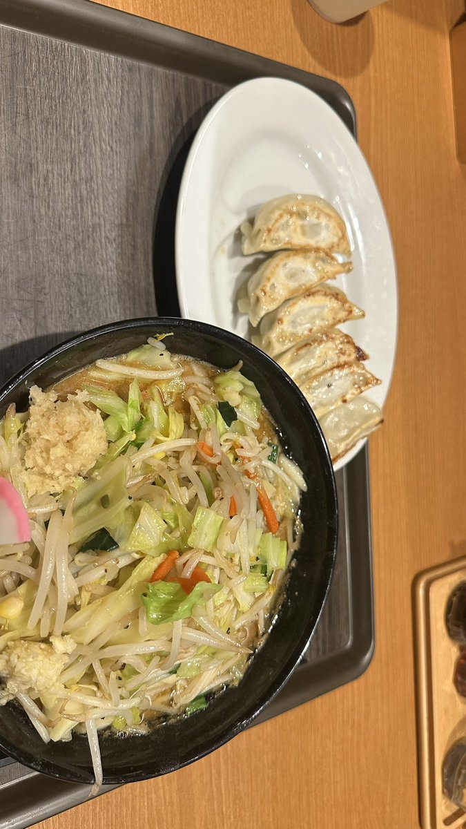 今日の晩ご飯
タンメン！
疲労にてご飯作るのめんどぉーな日は外に食べに行くのが安定