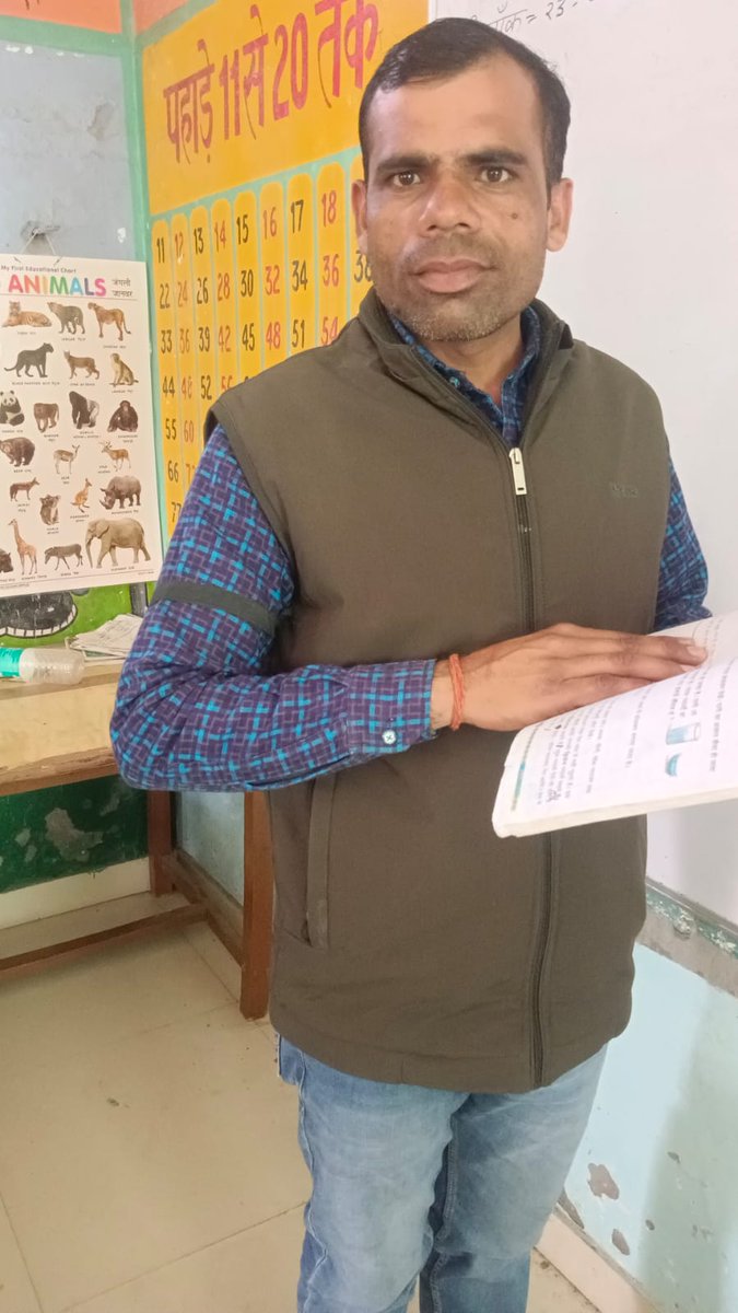 "न्याय हो भविष्यगामी, न कि अनुभव का स्वामी!"
TET अनिवार्यता के विरुद्ध काली पट्टी बांधकर शिक्षण-कार्य करने को मज़बूर
#JusticeForTeachers
<a href="/DrDCSHARMAUPPSS/">Dr Dinesh Chandra Sharma</a> @TFI_2025
<a href="/PMOIndia/">PMO India</a> <a href="/BJP4India/">BJP</a> <a href="/dpradhanbjp/">Dharmendra Pradhan</a> <a href="/myogiadityanath/">Yogi Adityanath</a> <a href="/rajnathsingh/">Rajnath Singh</a>