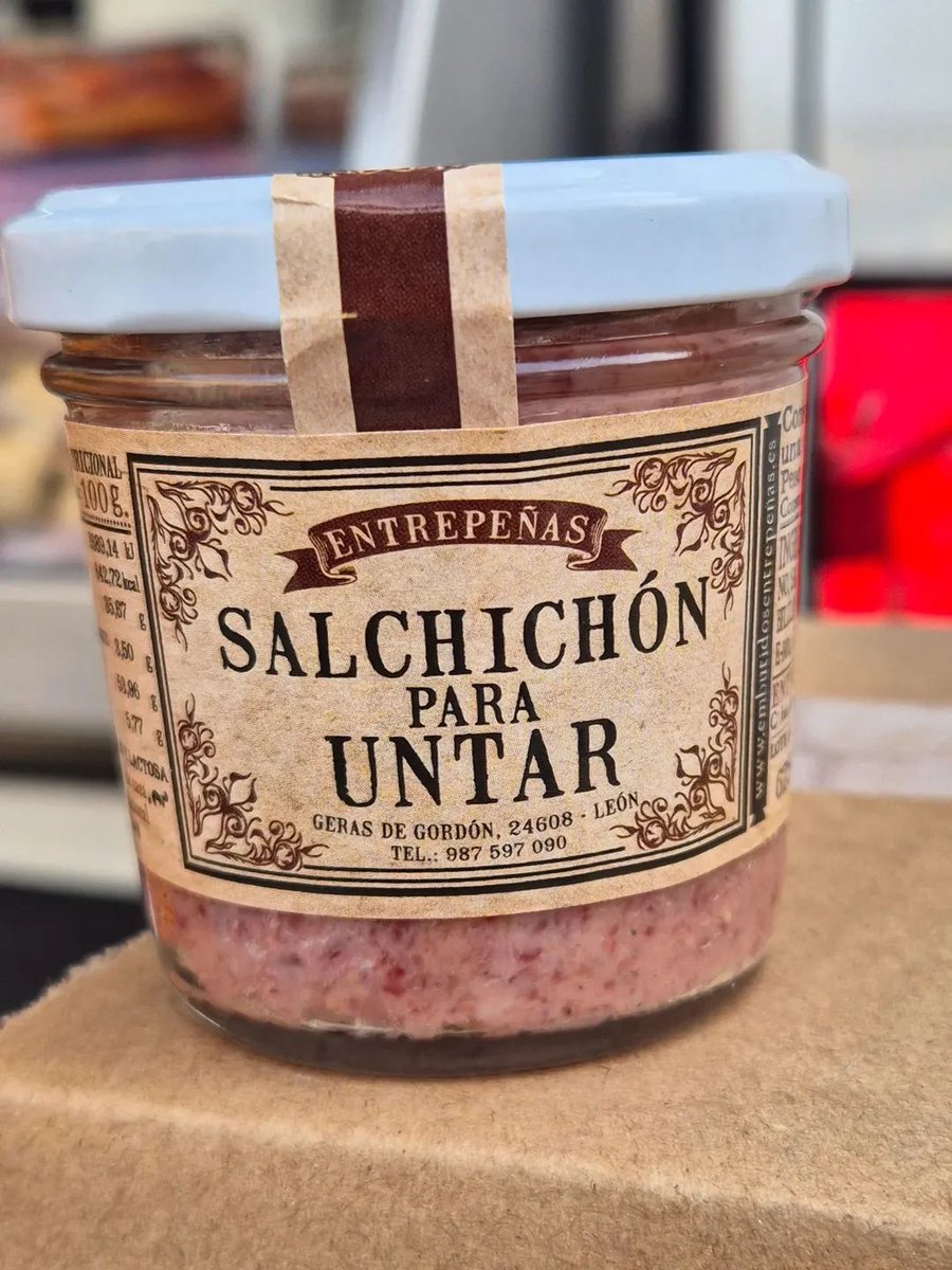 Lucioquesosyemb's tweet photo. 💬 [NUEVO PRODUCTO]  Salchichón de untar en tarrina, listo para untar en picatostes o en rebanadas de pan recién tostado, o como ingrediente en la elaboración de sorprendentes recetas (rellenos, canelones, salsas...).
.
.
#lucioquesosyembutidos #leonesp https://t.co/078L1OFuTm