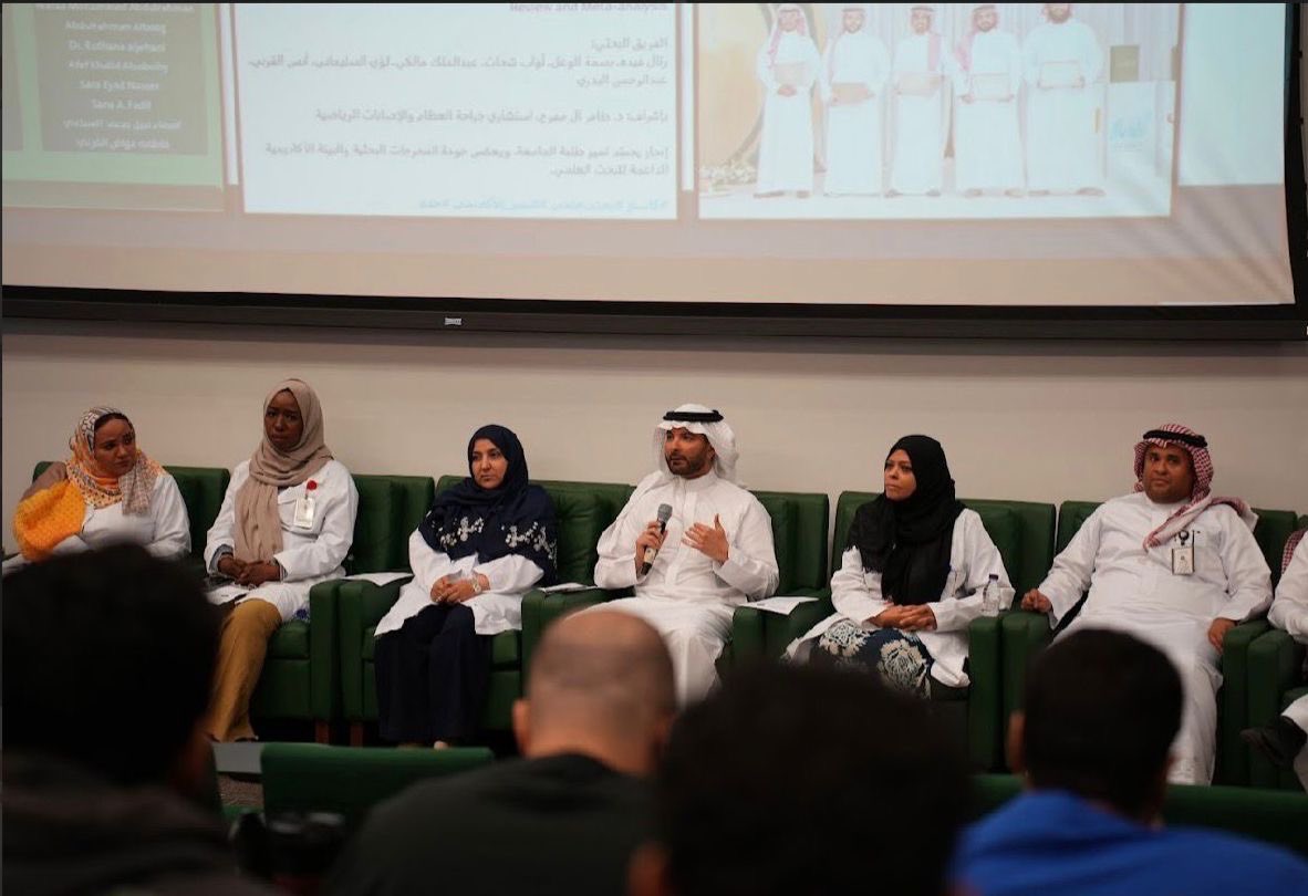 كلية الطب - جدة tweet media