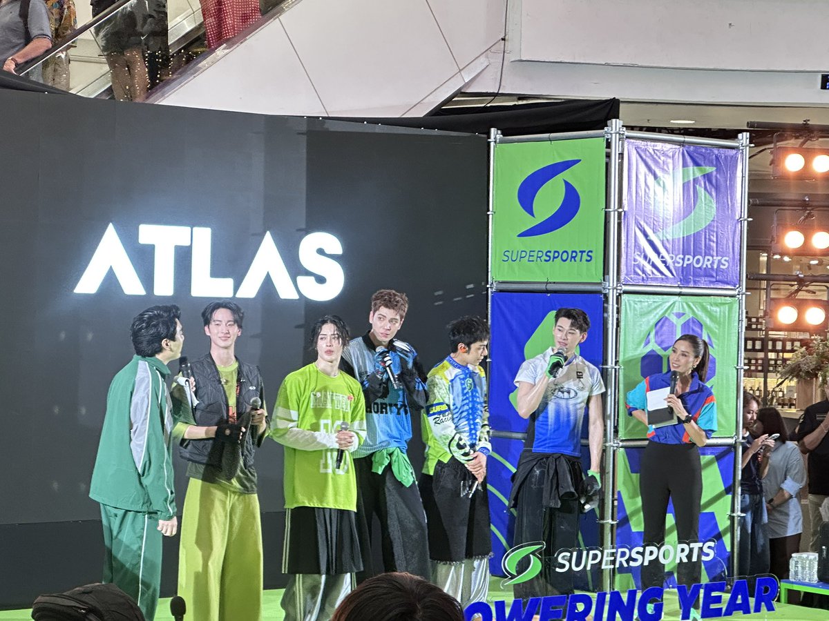 supersports_th's tweet photo. 🩵💚
#Supersports #PoweringYearOfSport2026 #BeyondMovementBeyondLimits #MoveYouMoveSports #CentralWorld #ATLASth #ATLAS_TH https://t.co/Nzphm7coX7