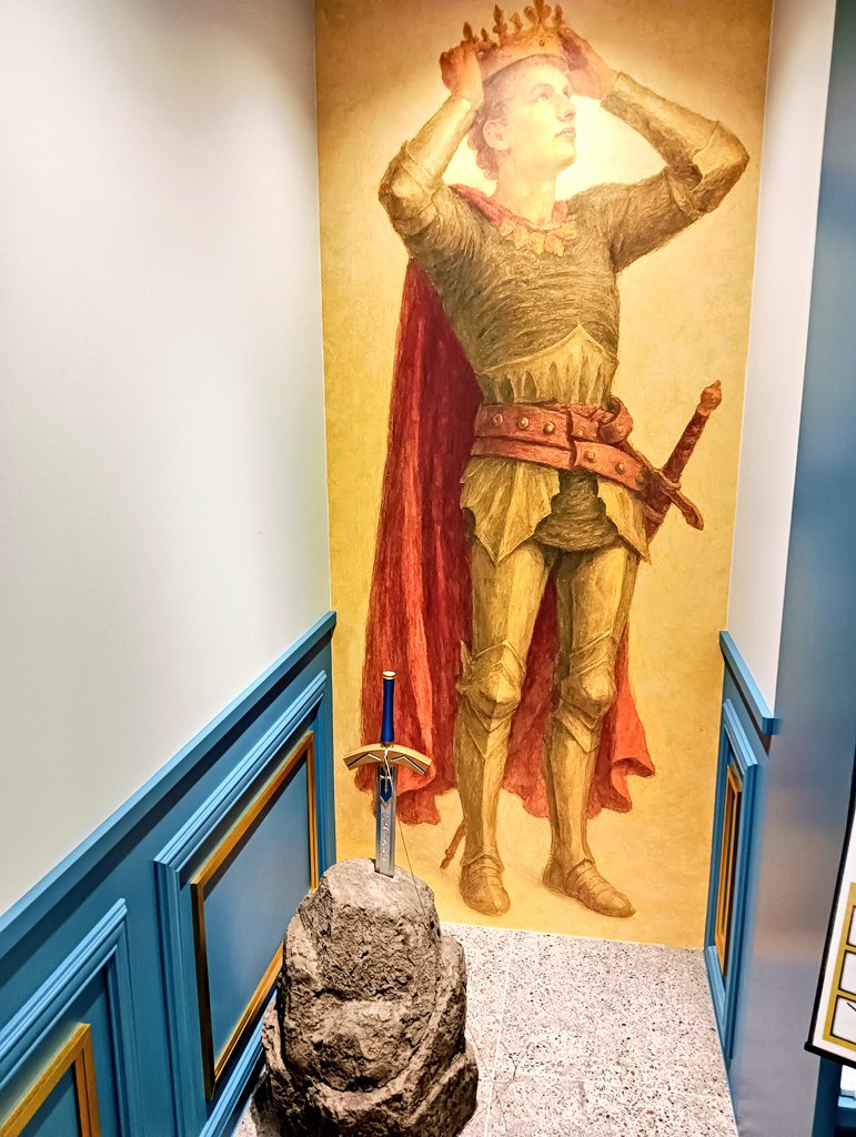 聖剣を抜きたい人は鎌倉に行ったら良いと思う