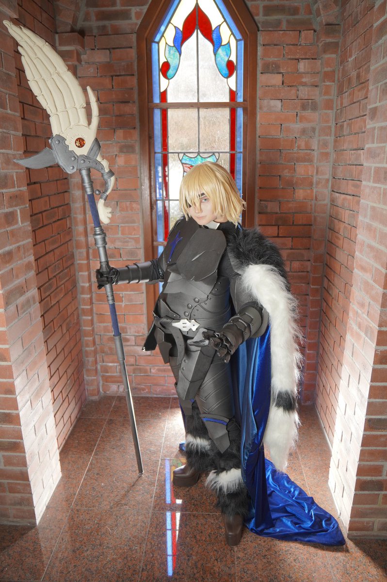 2501_cos's tweet photo. ✽+†+✽――✽+†+✽――✽+†+✽

❁ファイアーエムブレム風花雪月　cosplay

❁ ディミトリ＝アレクサンドル＝ブレーダッド

❁photo📸：@rino_camera 

❁ #fireemblemcosplay 

❁ #アラドヴァルの親指260222

✽+†+✽――✽+†+✽――✽+†+✽ https://t.co/z7HhxnlS2D