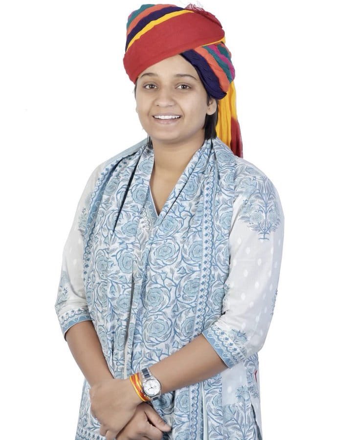 VijendraYadavIn's tweet photo. @dineshdangi84 #राजस्थान_NSUI_माँगे_रितु_बराला 
#राजस्थान_NSUI_माँगे_रितु_बराला 
संघर्ष, ईमानदारी और स्पष्ट सोच ही किसी नेता की असली ताक़त होती है। युवाओं और छात्रों के हक़ में लगातार आवाज़ उठाने वाले नेतृत्व के साथ पूरा समर्थन और भरोसा ✊
Ritu Barala
#isupportRituBarala #RituBarala #nsui https://t.co/epwBH8AJSC