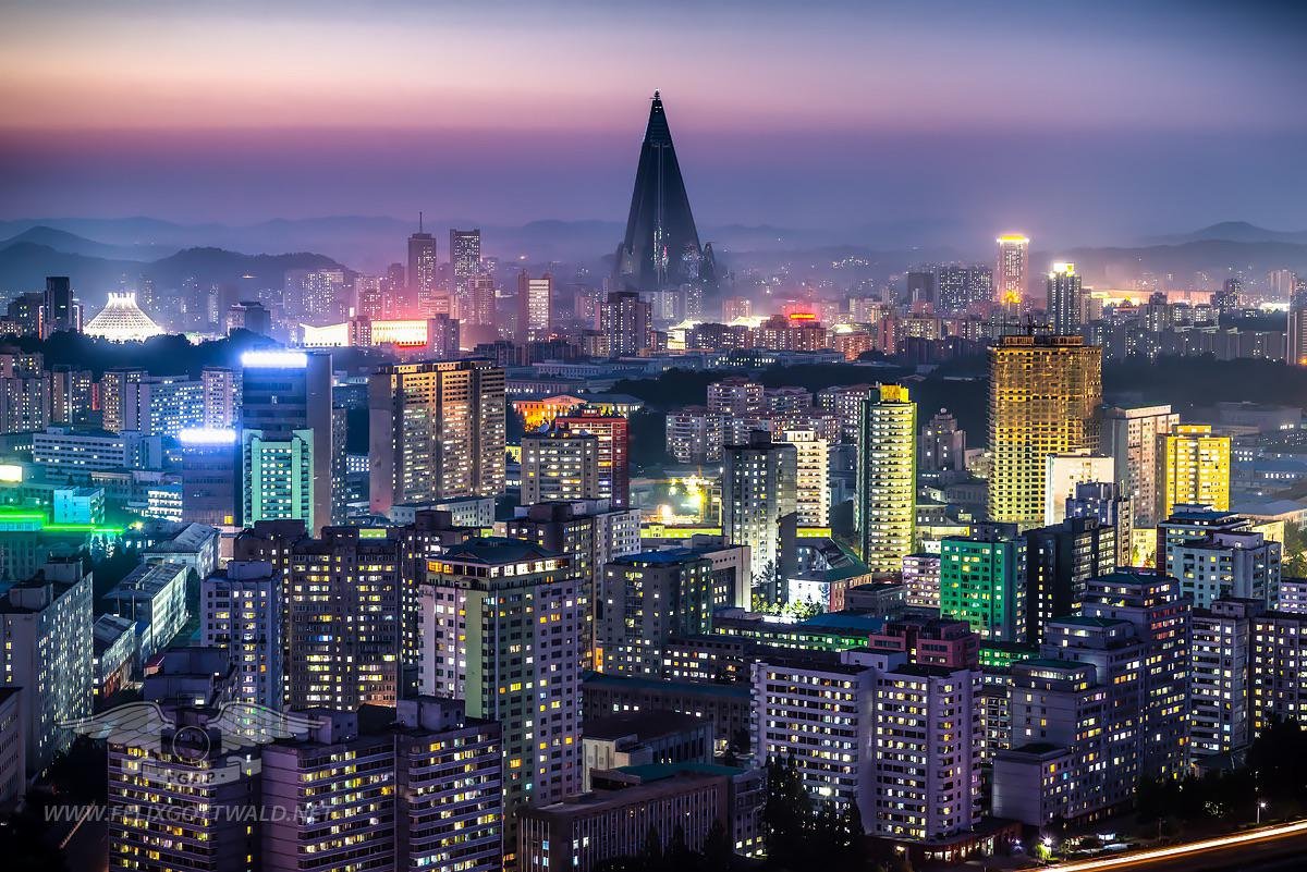 RTSG_News's tweet photo. 🚨🇰🇵 REPORT: Pyongyang in 1950 versus Pyongyang in 2026.

Follow: @RTSG_News https://t.co/upNfdNGvPN