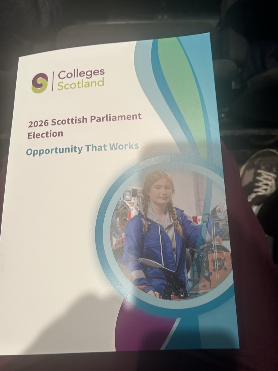 Marie Hendry tweet media