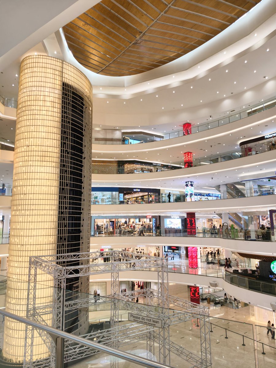 Yanty (Senayan City) anyone 😁
Udah lama ga ke mall ini wkwk