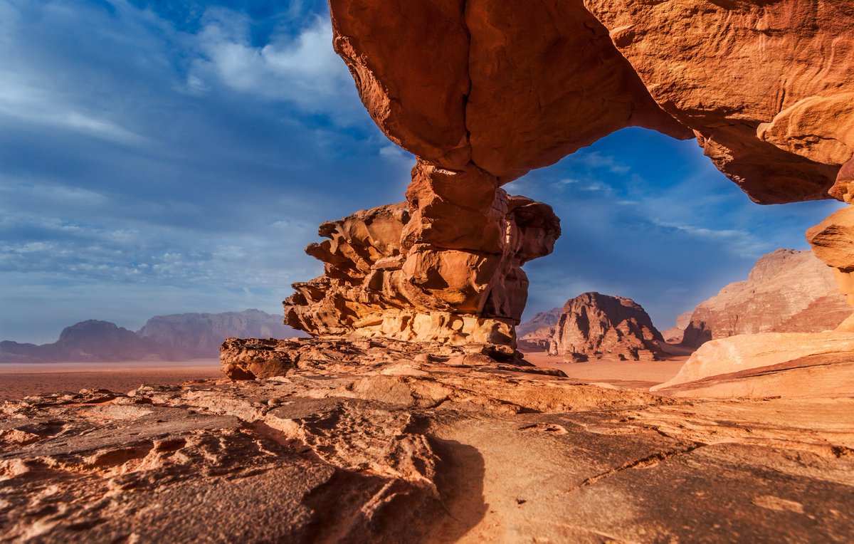 Pyramids ➡️ Petra ➡️ Dead Sea.
The ultimate two-week itinerary through Egypt and Jordan is now live on the blog. Link in bio for the full breakdown! ✈️🌍 #Egypt #Jordan #Travel #Wanderlust