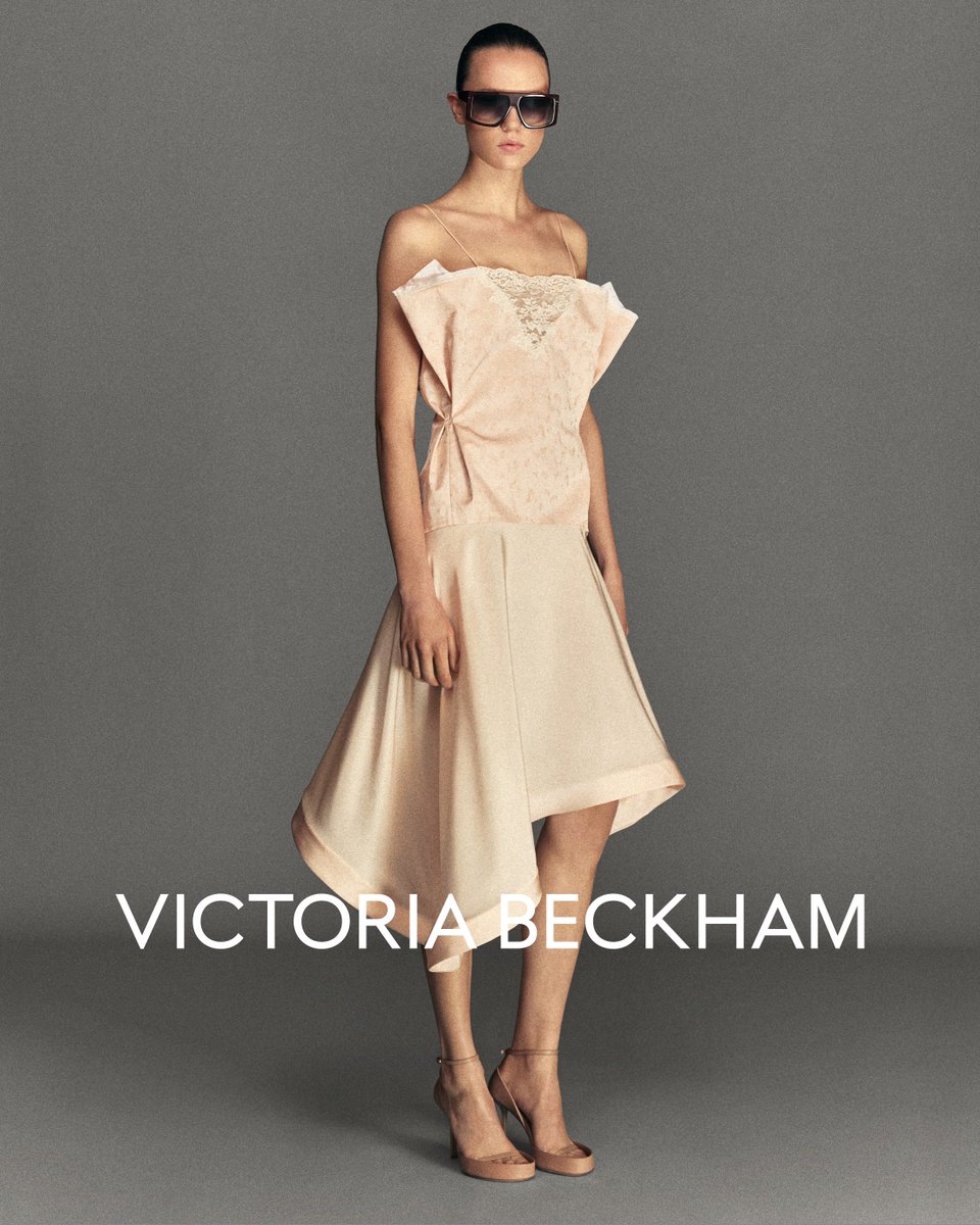 Victoria Beckham tweet media