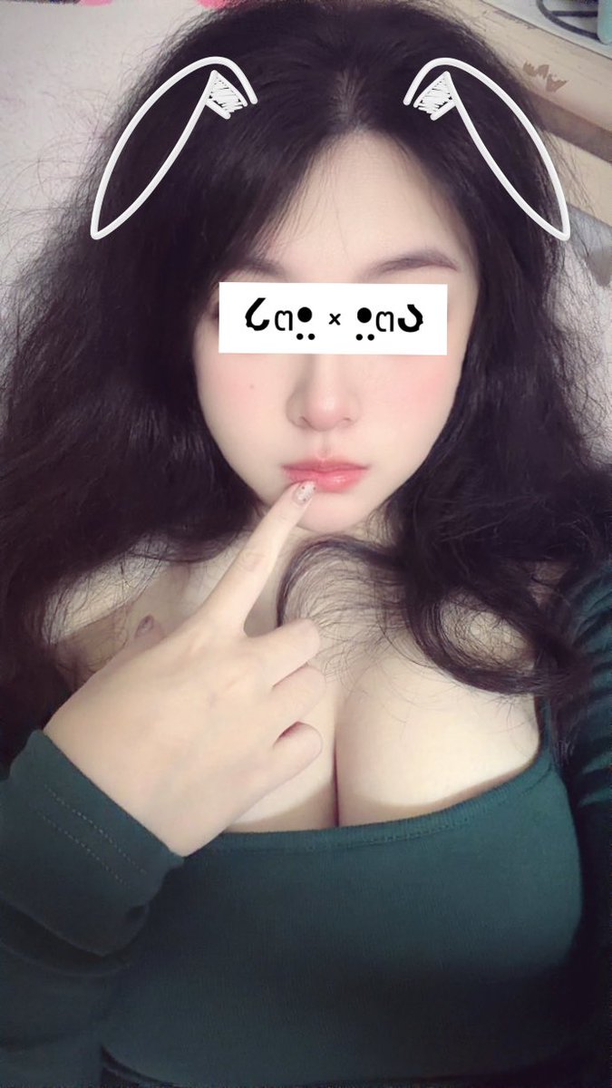 wandy_0521's tweet image. 寶寶洗好澡換好衣服等你了～男朋友怎麼還不回家(´；ω；｀)
眼神好呆～所以不露眼睛