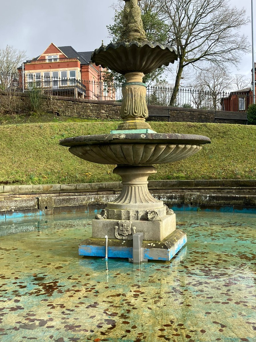 RRR_LUF's tweet image. Framing Freedom🚶‍♂️🌿

A brilliant walk with the Framing Freedom group, covering just over 5 miles. Fresh air, good conversation, and a great sense of achievement all round!

#RedRoseRecovery #RootsCommunity