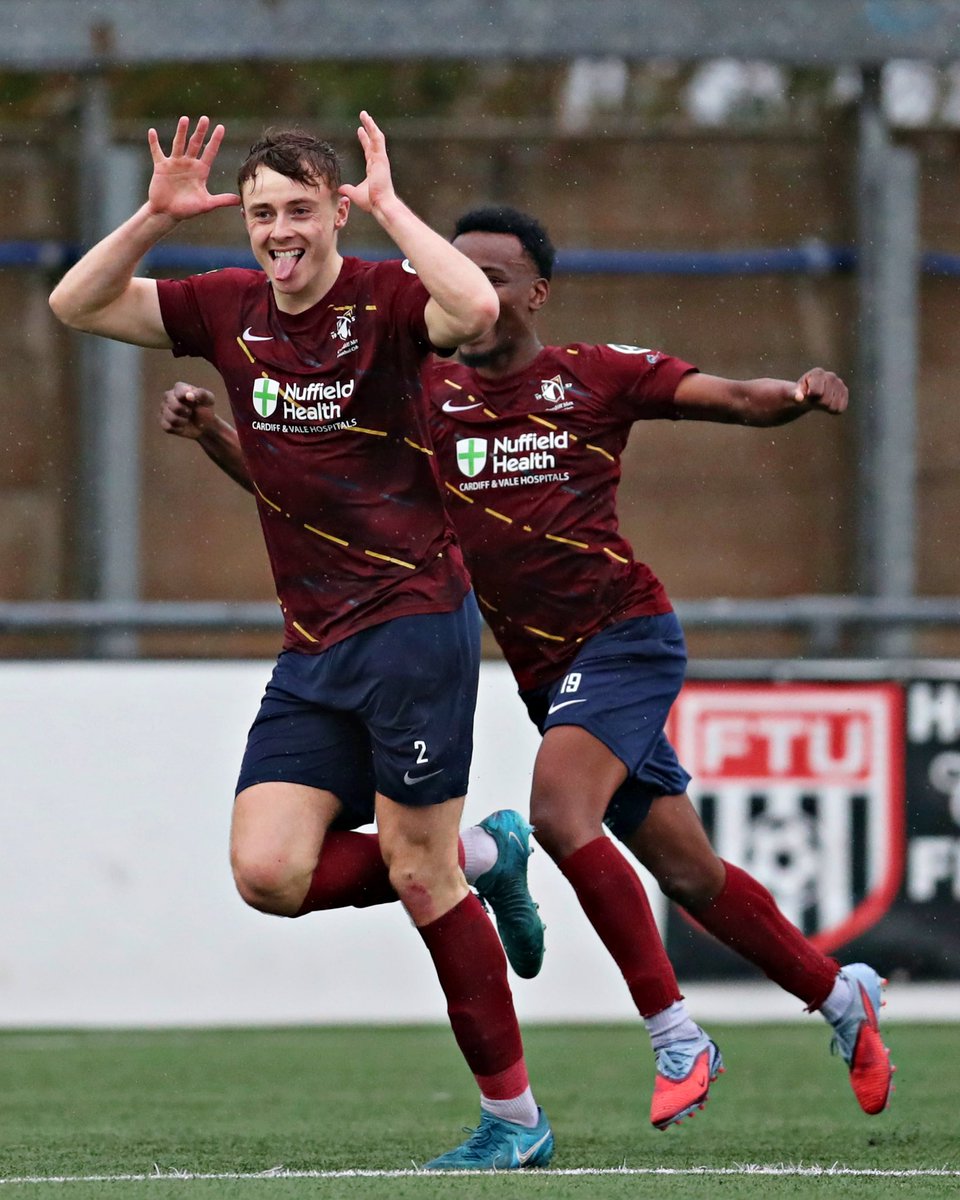 Eado (photo) tweet media