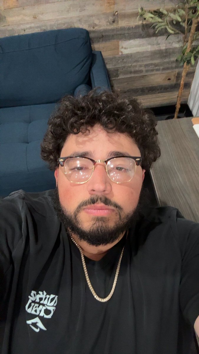 lotus 🇨🇺 tweet media