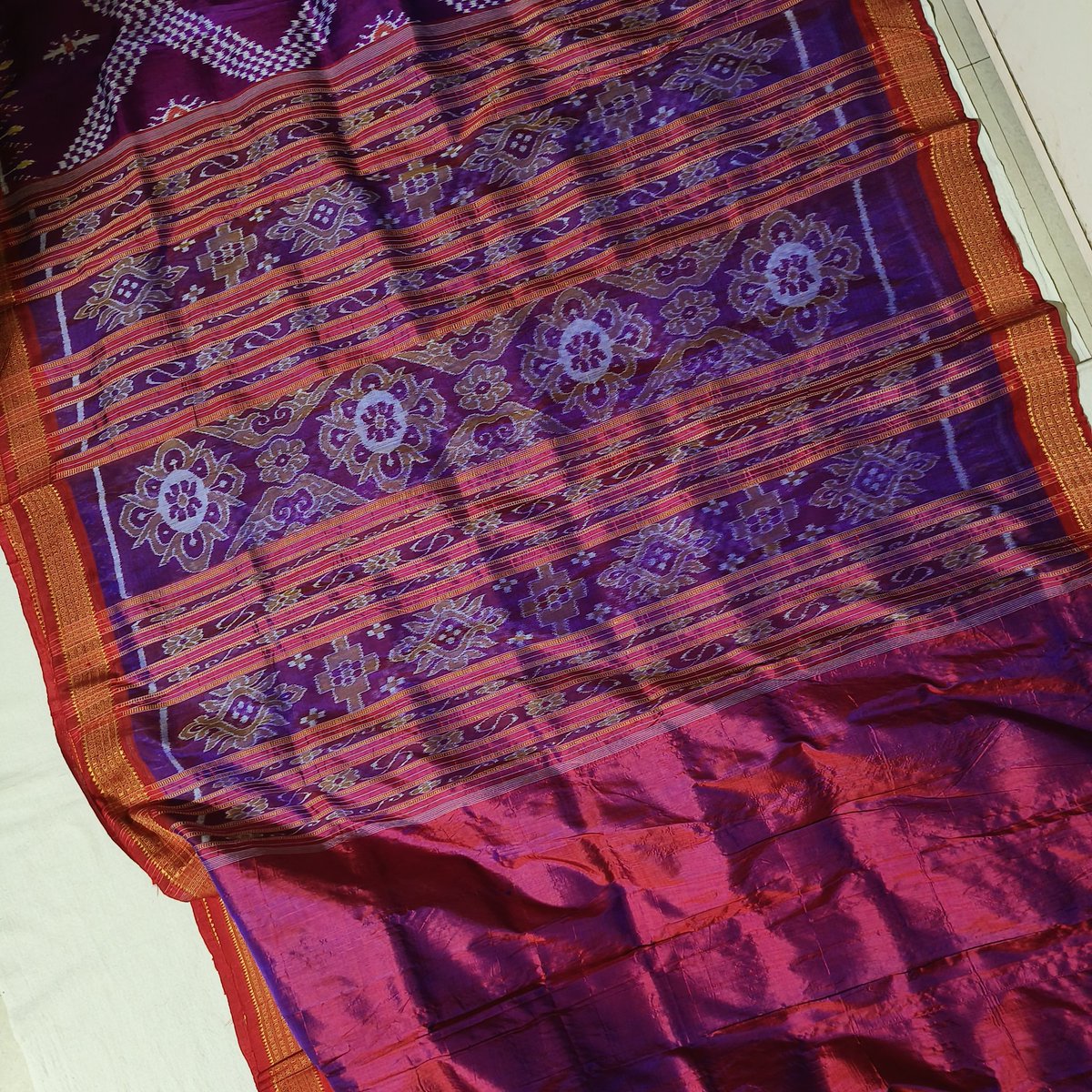 authodihand's tweet photo. Like Share RT Repost ๐๐ป #Tarabali #TarabaliSilk #BandhaSilk #BandhaSaree #Odisha #OdishaTourism #KhanduaSilk #TarabaliSilkSaree #KhanduaSilkSaree #KhanduaSaree #IkatSaree #KhanduaPata #SingleIkat #Bandha #HandmadeWithLove #HandWoven #Saree #MakeInIndia #MakeInBharat #MakeInOdisha https://t.co/UXN2iuOiY9
