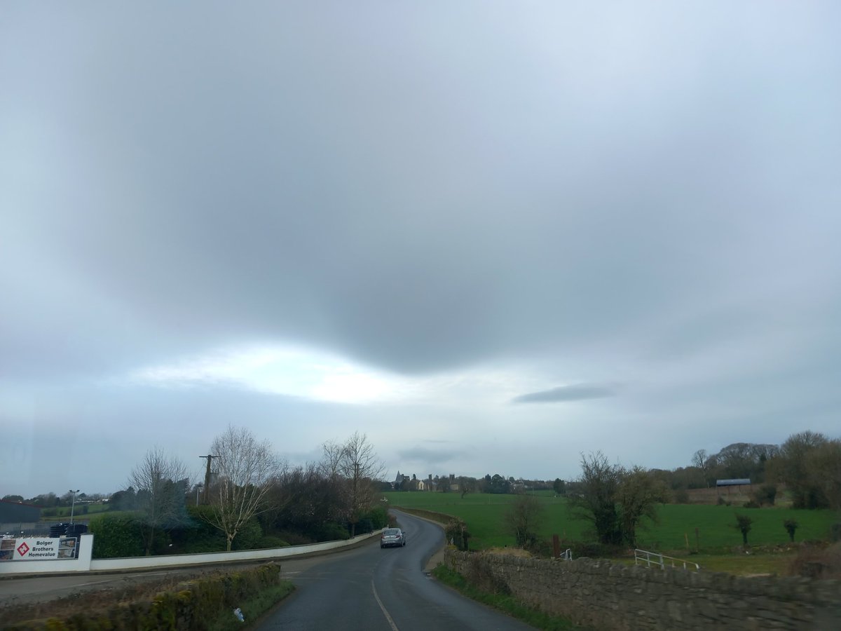 djtgoodie's tweet image. Without fail, chemical sky yet again 😠😡

#WeatherModification 
#Geoengineering