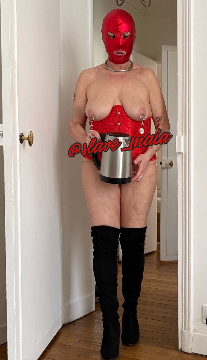 Esclave Maïa tweet media