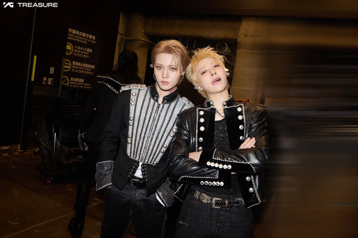 G-GAIS… JUNGHWAN MELET… NYENDER… GUE GILAAAAAAA