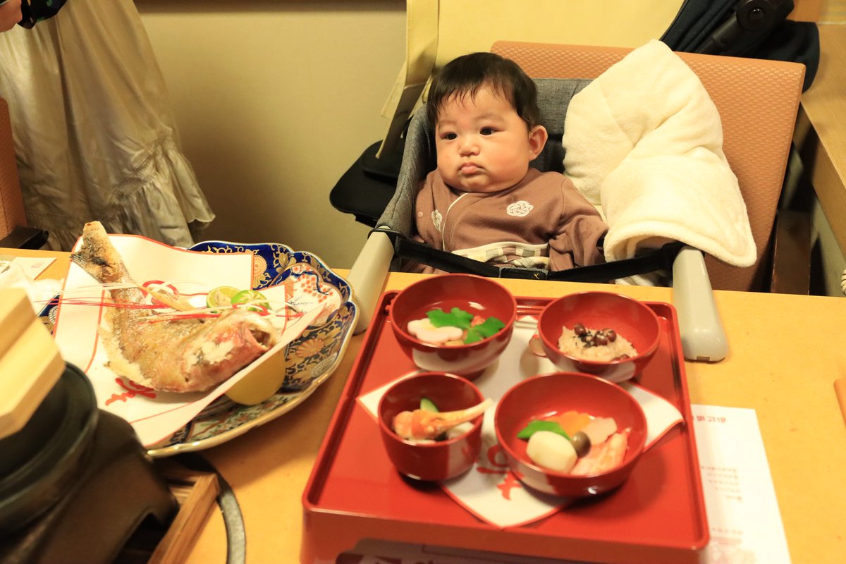 ageha0902's tweet photo. 昨日は僕のお食い初めでかに道楽🦀✨
今日はうなぎ食べてきた🤭 https://t.co/BHXIR7CP43