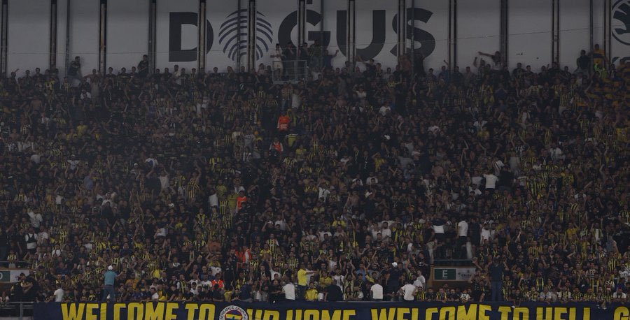 ‼️RT AT YAY HERKES GÖRSÜN. ‼️

İŞLEYİŞİ HERKES DÜZGÜN KAVRASIN.

- OKUL AÇIK BESTE GİRER. TOP EL DEĞİŞTİRSE BİLE KESMEZ.

- KALANLAR TOP RAKİPTEYKEN ISLIĞA BOĞAR.

- TOP BİZE GEÇTİĞİNDE KALANLAR OKUL AÇIK BESTESİNE EŞLİK EDER.

MAÇ SAATİNE KADAR OKUL AÇIK'TAN GELECEK UYARILARI