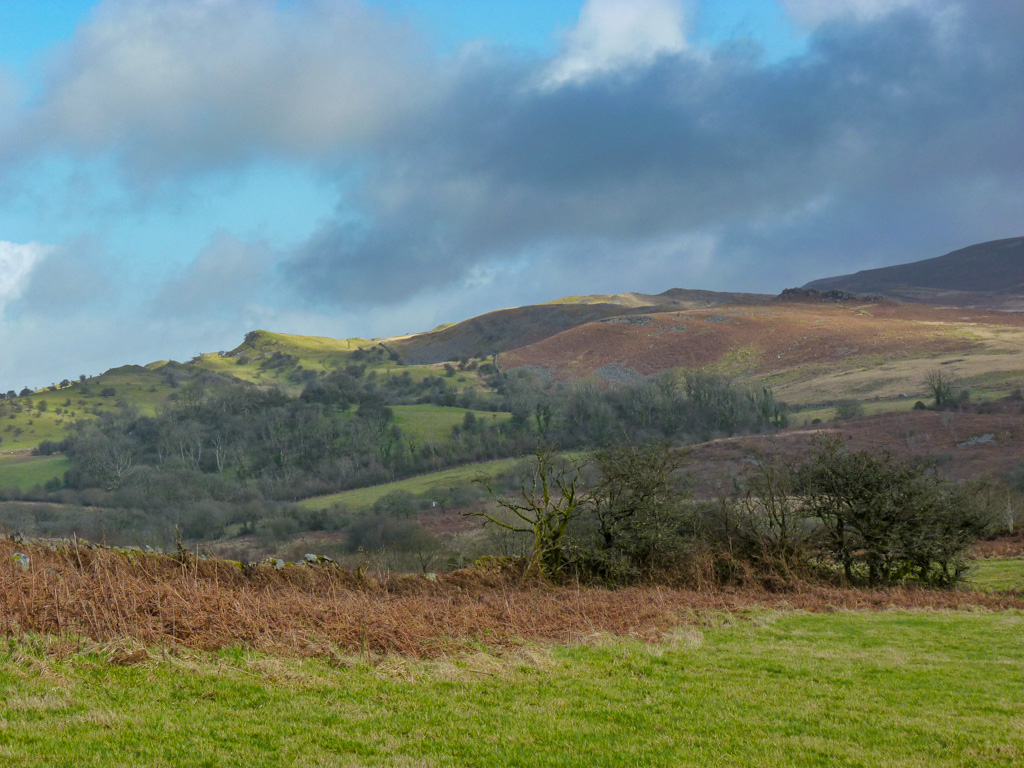 Jones8Pamela's tweet photo. A brief few hours of dry weather yesterday on the Black Mountain/Y Mynydd du Carmarthenshire @ItsyourWales @StormHour https://t.co/VKp26k4kWd