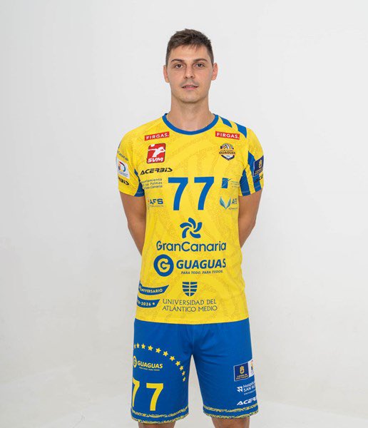 Rumores: El colocador búlgaro Dobromir  Dimitrov dejaría Guaguas al terminar la temporada.