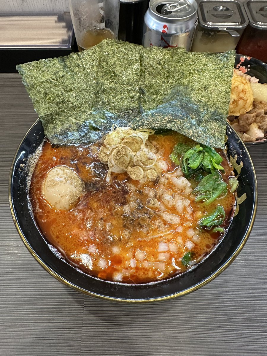 最近のラインナップ3🍜🍜🍜🍜

⑨麺や 虎徹

⑩中華そば ナトリ

⑪中華そば 西川

⑫横浜ラーメン 裏武蔵家 西千葉本店

美味しく12杯いただきました😋