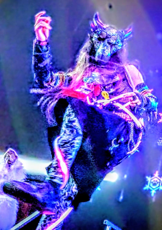 KasparoVv // Seeya @ hella raves, FE & in VR! tweet media