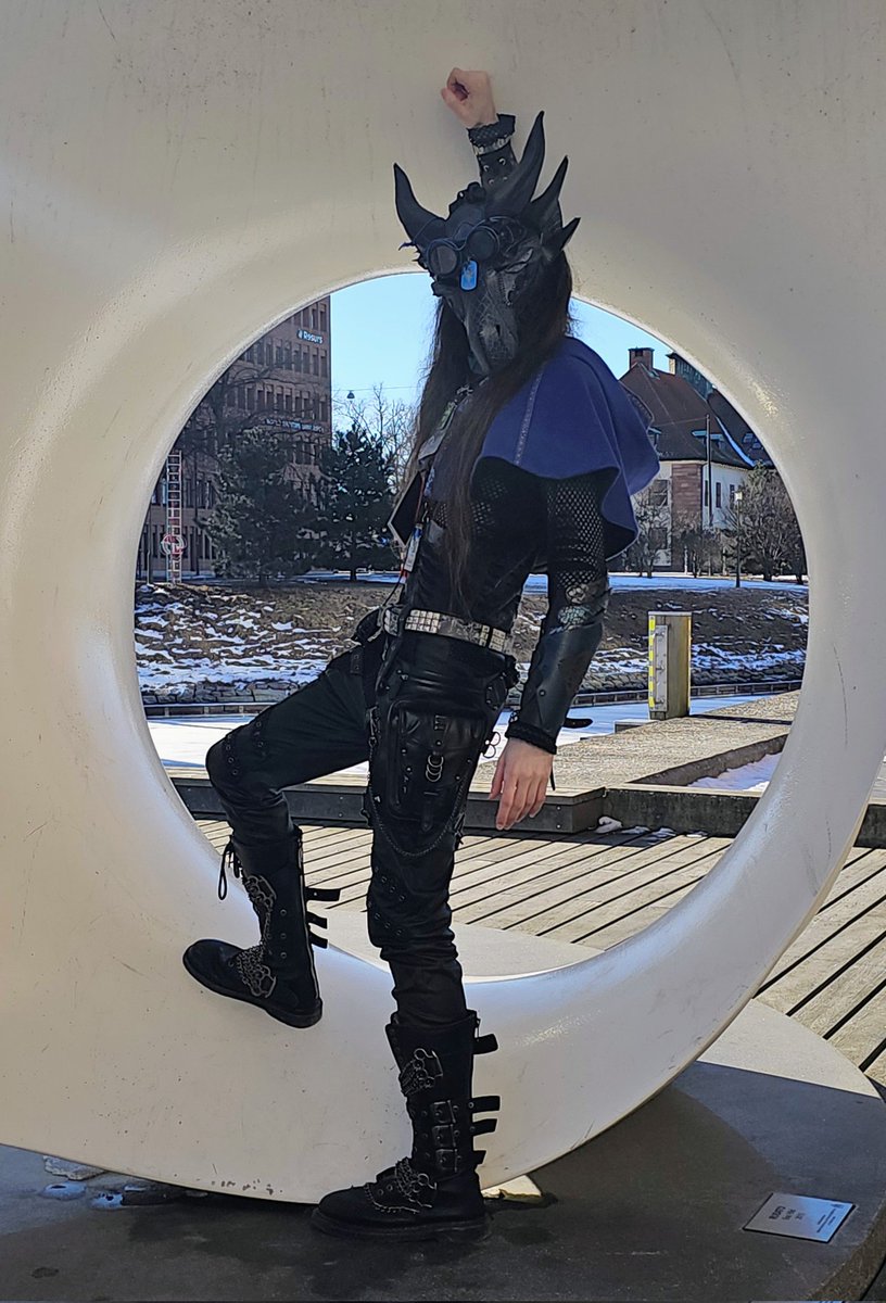 KasparoVv // Seeya @ hella raves, FE & in VR! tweet media