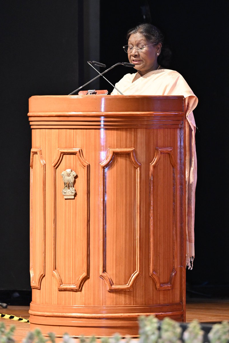 President Droupadi Murmu graced the ‘Rajaji Utsav’ at Rashtrapati Bhavan. The President said that when Rajaji arrived at the Government House (now known as Rashtrapati Bhavan), he placed portraits of Ramakrishna Paramahamsa and Mahatma Gandhi in his room. Rajaji sent a clear