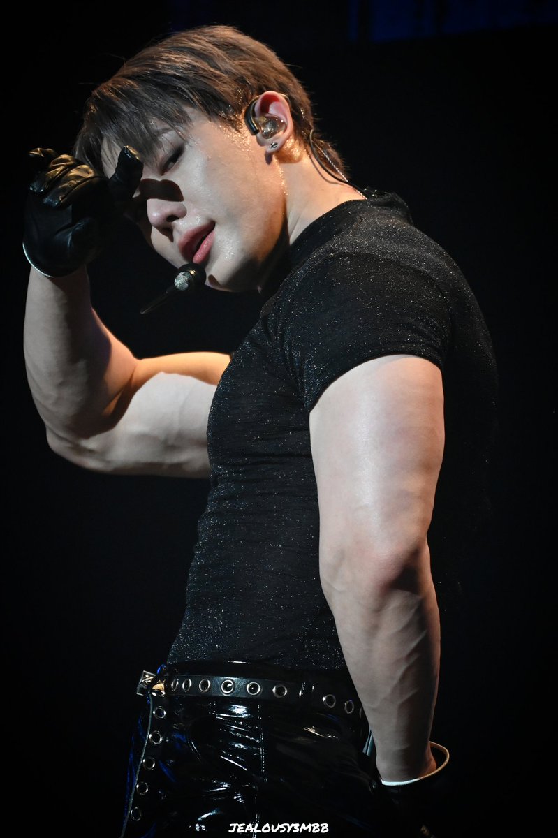 Jealousy3Mbb's tweet photo. 260223

저 좀 미치겠어요 ㅠㅠ 
진짜 좋아요 원호짱
ありがとう🫶

#ウォノ #원호 #WONHO https://t.co/KjrVy4StNL