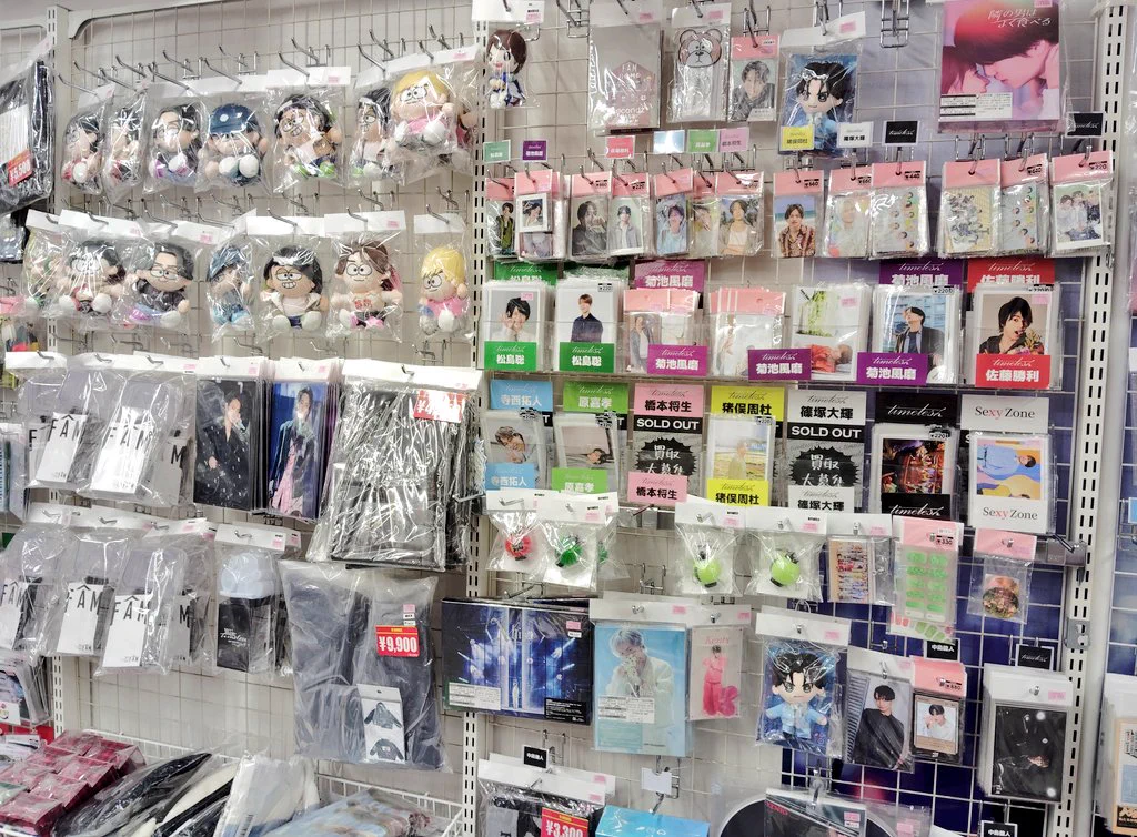 K-BOOKS アイドル館1階 男性アイドルフロア