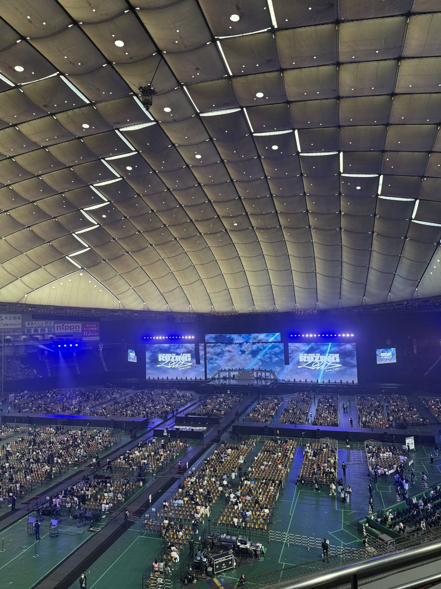 あんな tweet media