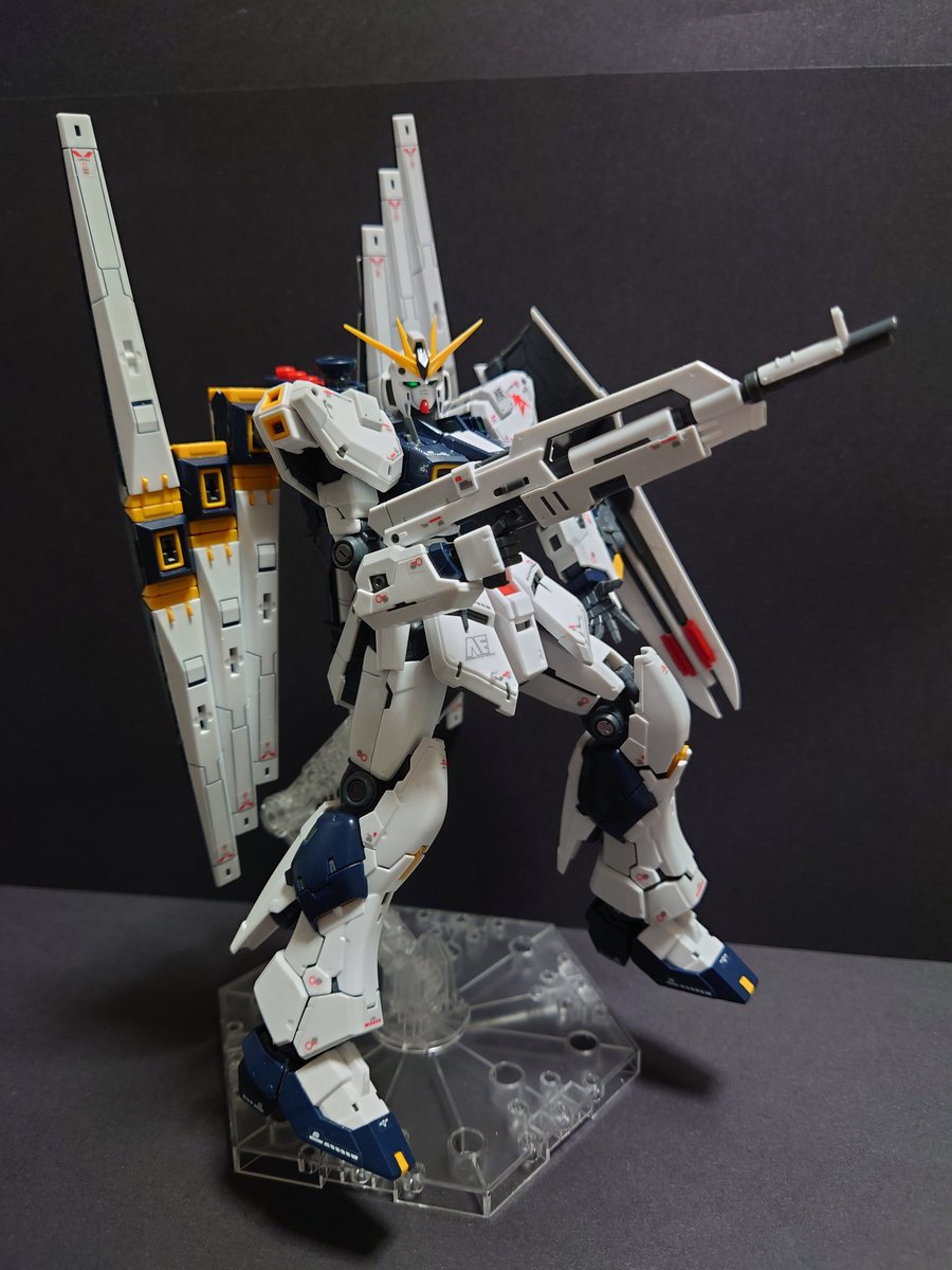 RG-RX-93-νガンダム （ダブルフィンファンネル装備型） 完成しました🤗