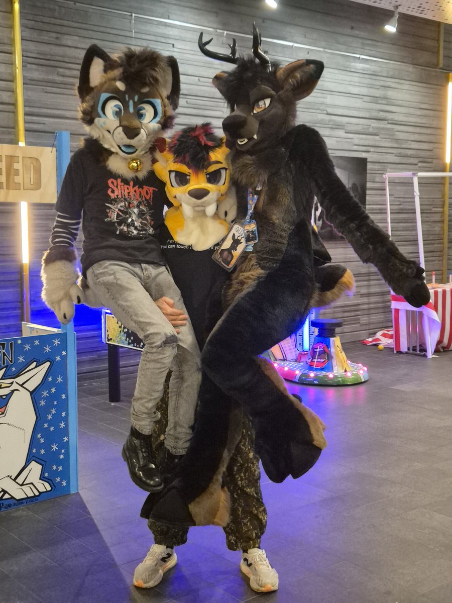 Quyn 🦌🔜 Pawske, FWA tweet media