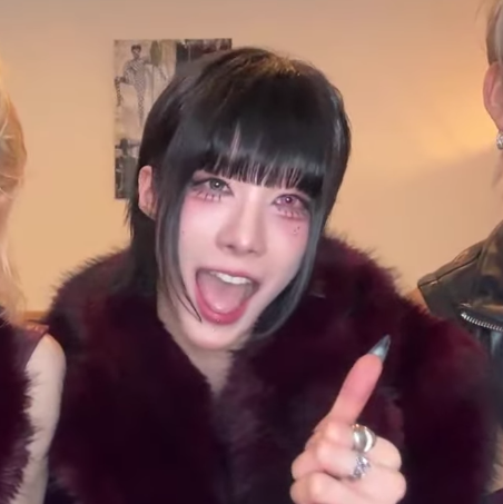 kinda obsessed with rui's new habit of going :D