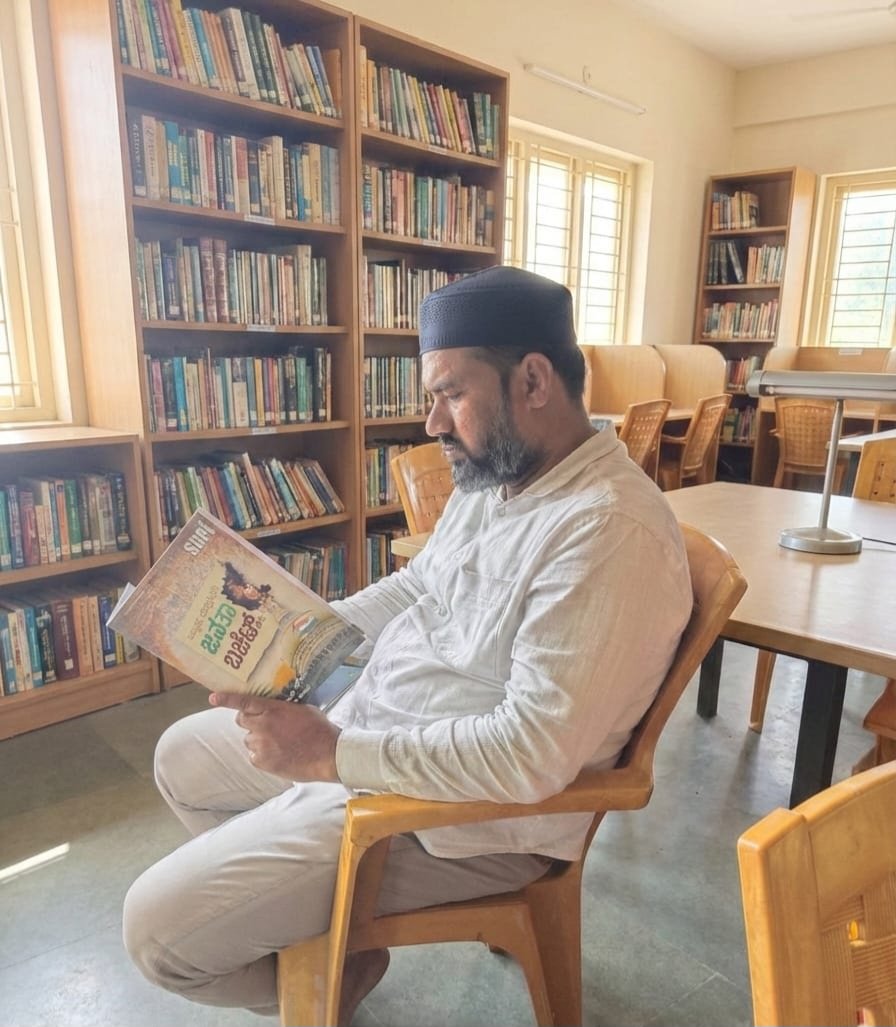 ಕಲ್ಯಾಣ ರಾಜ್ಯಕ್ಕಾಗಿ ಜನತಾ ಬಜೆಟ್ 2026
ಪುಸ್ತಕ ಬಿಡುಗಡೆ ಮಾಡಿದೆ
ಸೋಶಿಯಲ್ ಡೆಮಾಕ್ರಟಿಕ್ ಪಾರ್ಟಿ ಆಫ್ ಇಂಡಿಯಾ -ಕರ್ನಾಟಕ
#sdpi #Karnataka #JanataBudget