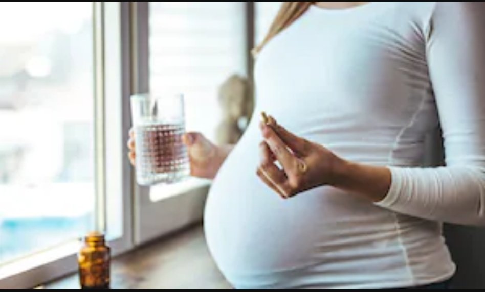 That morning sickness might actually be your prenatal vitamin fi;ghting you.

Most prenatals are loaded with Iron and Folic Acid. These are crucial for the baby. But Iron is notorious for causing nausea, bloating, and that “metallic” vomit feeling.

Don’t stop taking them. Try