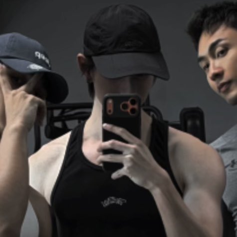 ไอ่เจี้ยๆๆๆๆพุโตแล้วจิงๆ ไม่มีอีกแล้วม๋าแดง โตพอจะเป็นป่ะป๊าบิ้กๆแล้ว ปกติฮีก็ไหล่กว้างอยู่แล้ว แต่นี่คือ+มีมัดกล้ามอ่ะ💪🏻 กะไม่มีแล้วดิแม่ๆอ่ะ🫠

<a href="/ppoohkt/">Pooh</a> #ppoohkt