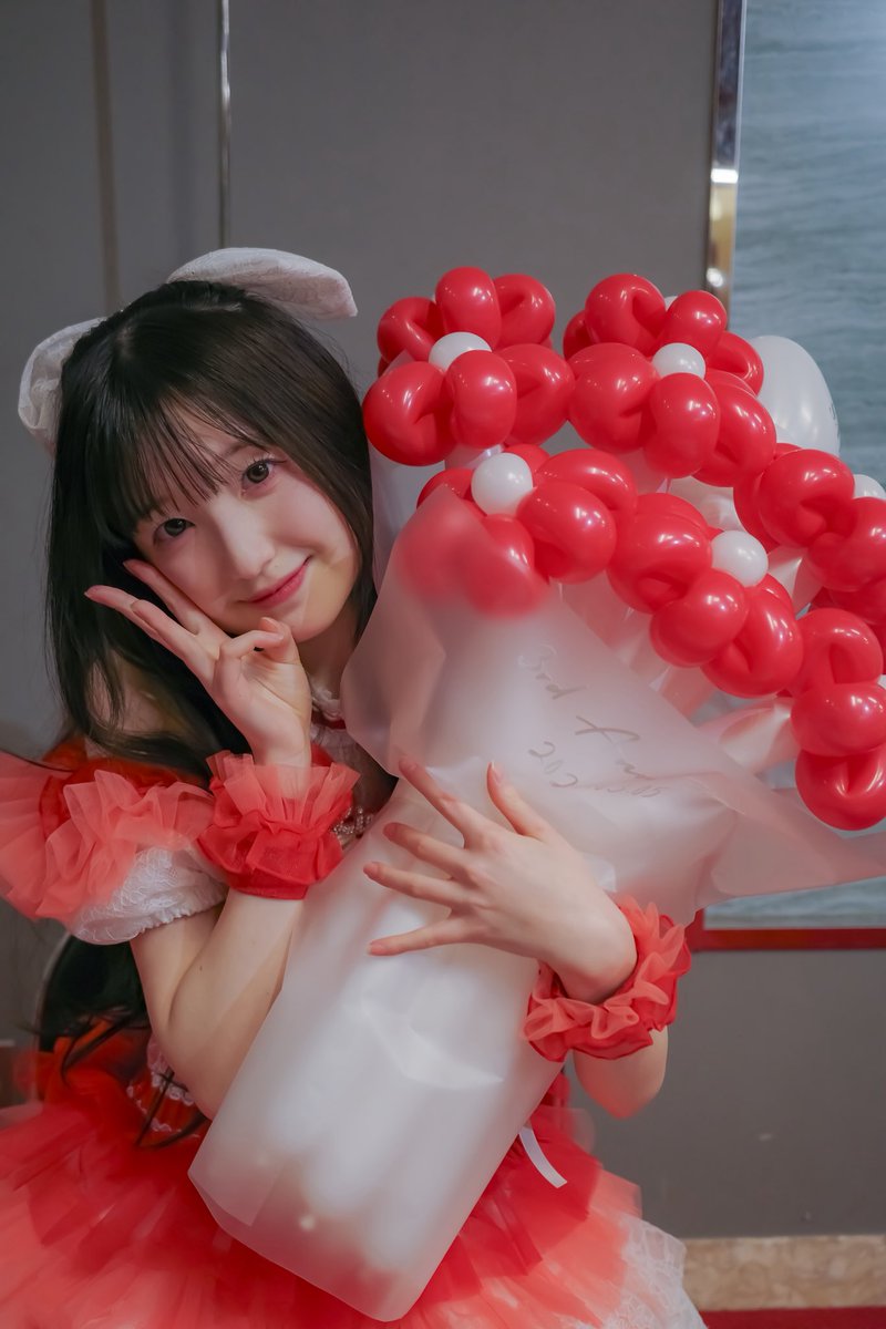 少し早いけど LinQに入って3周年おめでとう🎊㊗️ 涙もろい咲羽ちゃん