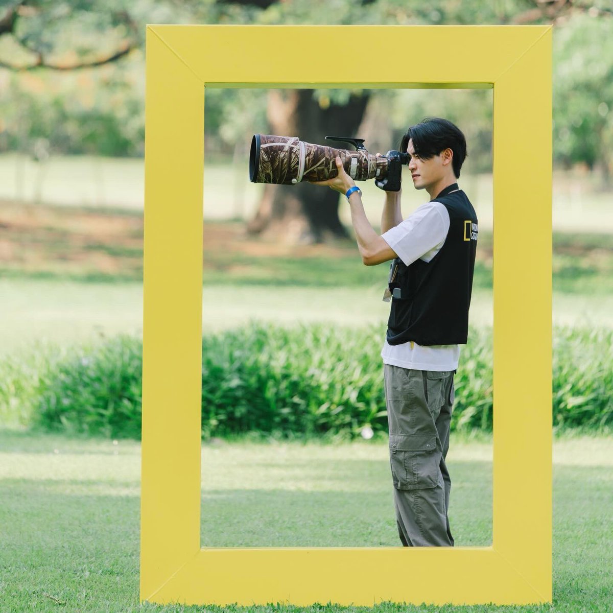 talaylayyo's tweet photo. Explore The Wings - Urban Bird Migration
by National Geographic Apparel Thailand

ลองทำอะไรใหม่ๆอย่างการตื่นไปส่องนก
ก็ไม่คิดว่าจะได้เจอนกเยอะขนาดนี้ในเมือง

#NatGeoExploreFurtherSeries
#NatGeoStoreTH #WeartoExplore #ExploreFurther #ExploreTheWings https://t.co/iFfM8bFl7X