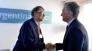 JulioRazona's tweet photo. Correo electrónico de Bill Gates a Jeffrey Epstein del 20 de marzo de 2015 «Preparación para pandemias»

«Discutamos los próximos pasos, por ejemplo, cómo involucrar oficialmente a la OMS y el Comite Internacional de Cruz Roja»
«¡Espero que podamos lograrlo!»
Lo lograron. Primero organizaron simulaciones como  «Evento 201», «Operación Lock Step» y «Enfermedad X de la ONU».
Compraron acciones de las empresas farmaceuticas y generaron un consumo masivo de vacunas toxicas impuestas por la OMS, copada por esta mafia de pedofilos. 
La misma OMS que impuso la ley 27491 de vacunacion por la fuerza, que garantiza futuros enfermos cronicos y  millonarias ganancias para estos perversos.
