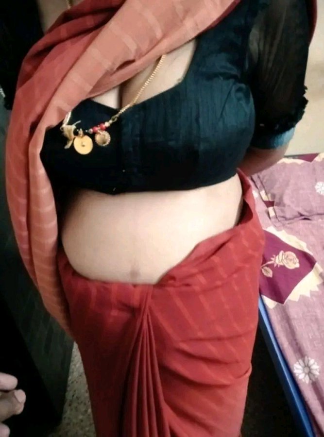 Padma_2_'s tweet photo. Hi guys 🤗 

Ela unnaru bavalu , asalu neenu gurthu unnana abbailu 🧐🫡Yevariki gurthu unano vallu DM cheyandi 💞 https://t.co/LBg2Y33vuo