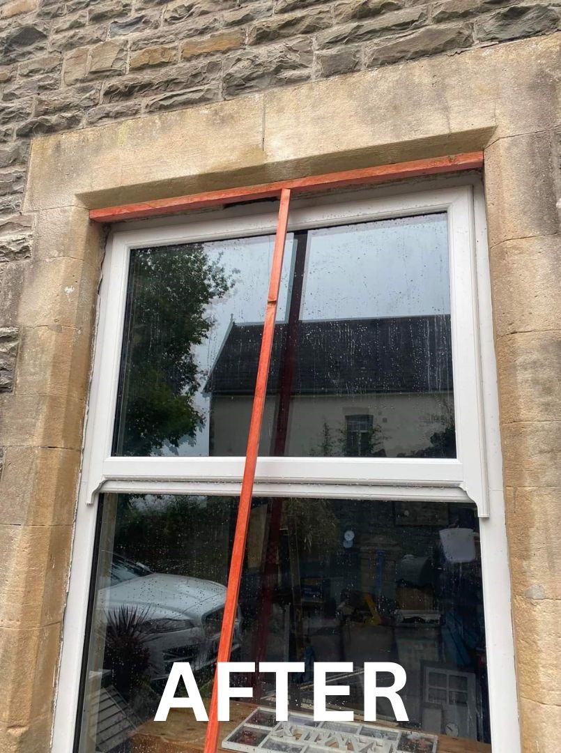 quorumconsult's tweet photo. #Before &amp; #After: #Lintel failure at a Victorian property in #SouthWales
Deterioration had caused cracking &amp; local masonry instability. We installed a Helifix reinforcement bar system with colour-matched sandstone mortar to restore structural integrity while preserving the façade https://t.co/AvBifDC71d