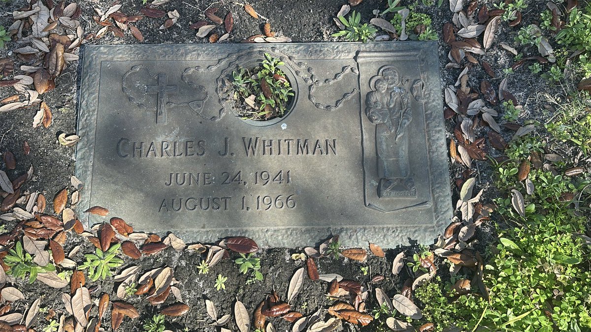 dennisAsmith's tweet image. The grave of Charles Whitman 
#austintexas -#shooter #westpalmbeach #florida