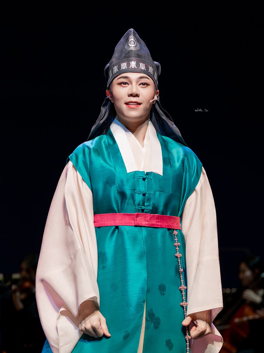 251231 국립창극단 <2025 송년음악회-어질더질>
창극 춘향, 이몽룡역
#김수인 #국립창극단 #송년음악회어질더질 #이몽룡 #창극춘향 #Suin