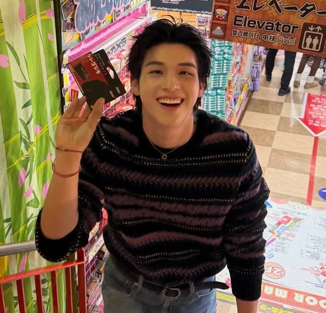 who's my good boy?                 meeee!!! :3